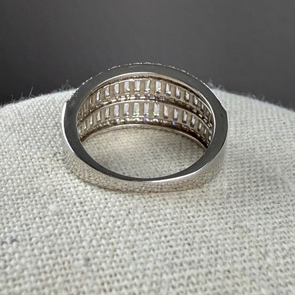 Sterling Silver Womens Cubic Zirconia Baguette Triple Row Ring (UNSURE OF BRAND) - Picture 2 of 6
